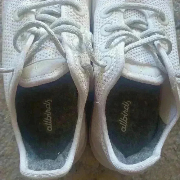 Allbirds Women's White Tree Runner Kaikoura White Sustainable Sneaker 9 - Picture 15 of 16